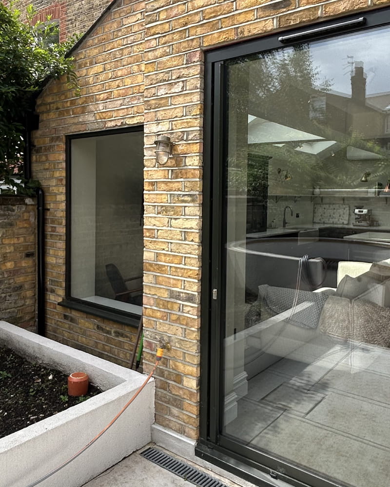 Design & Build Company London - G & J Construction LTD